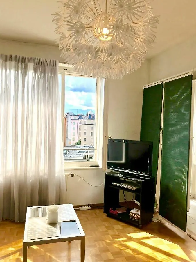 Studio Eaux Vives Otel Cenevre 0*,